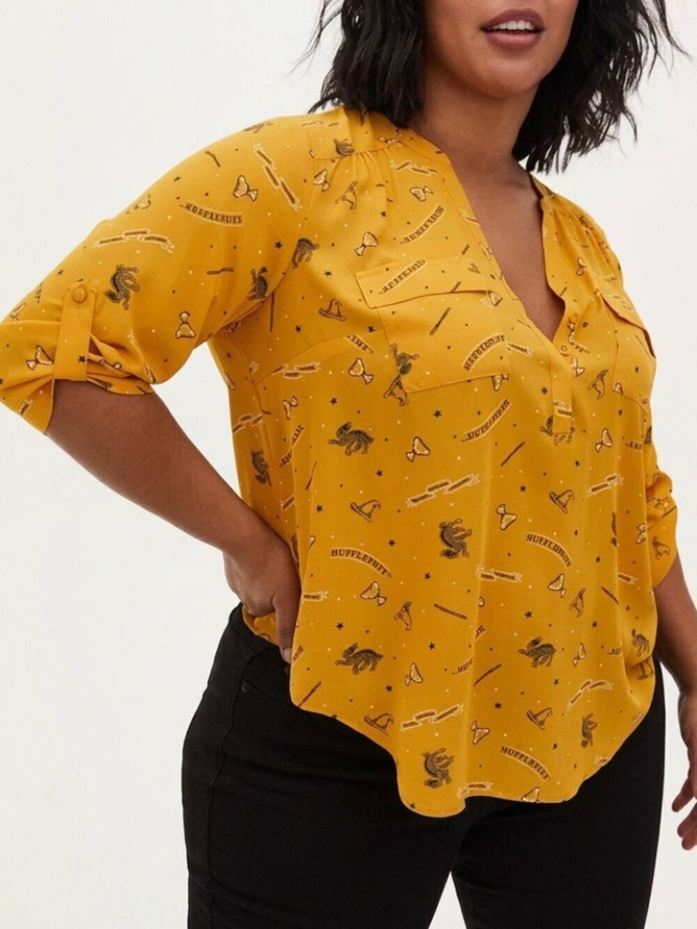 TORRID Plus Size HARRY POTTER Hufflepuff House Yellow Georgette Pullover Blouse